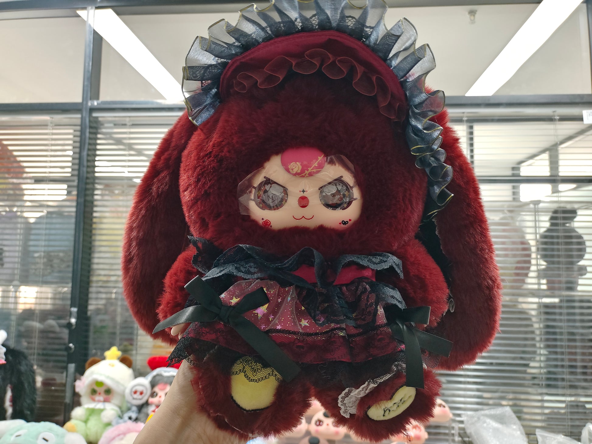 Crimson Rose Pact · Hidden Edition of "Sunflower Bloom" 400%— The One & Only Face